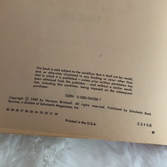 Vintage Paperback Book; Clifford’s Tricks © 1969 - Picture 5 of 7